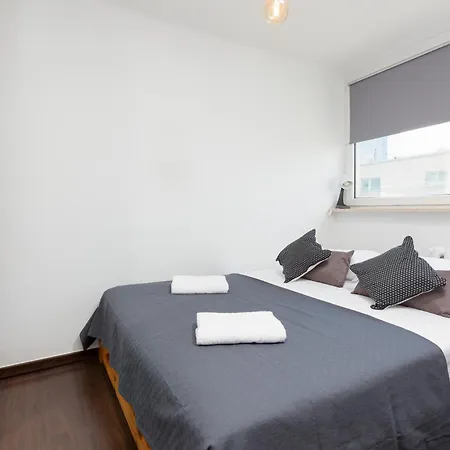 Apartamento Grzybowska By Renters