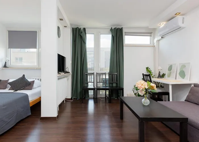 Grzybowska By Renters * وارسو