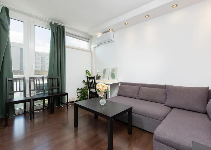 شقة Grzybowska By Renters وارسو