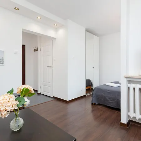 Grzybowska By Renters *