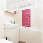 Grzybowska By Renters Apartamento