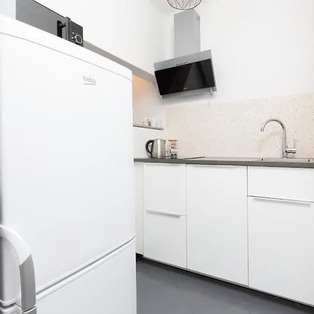 Grzybowska By Renters Appartement